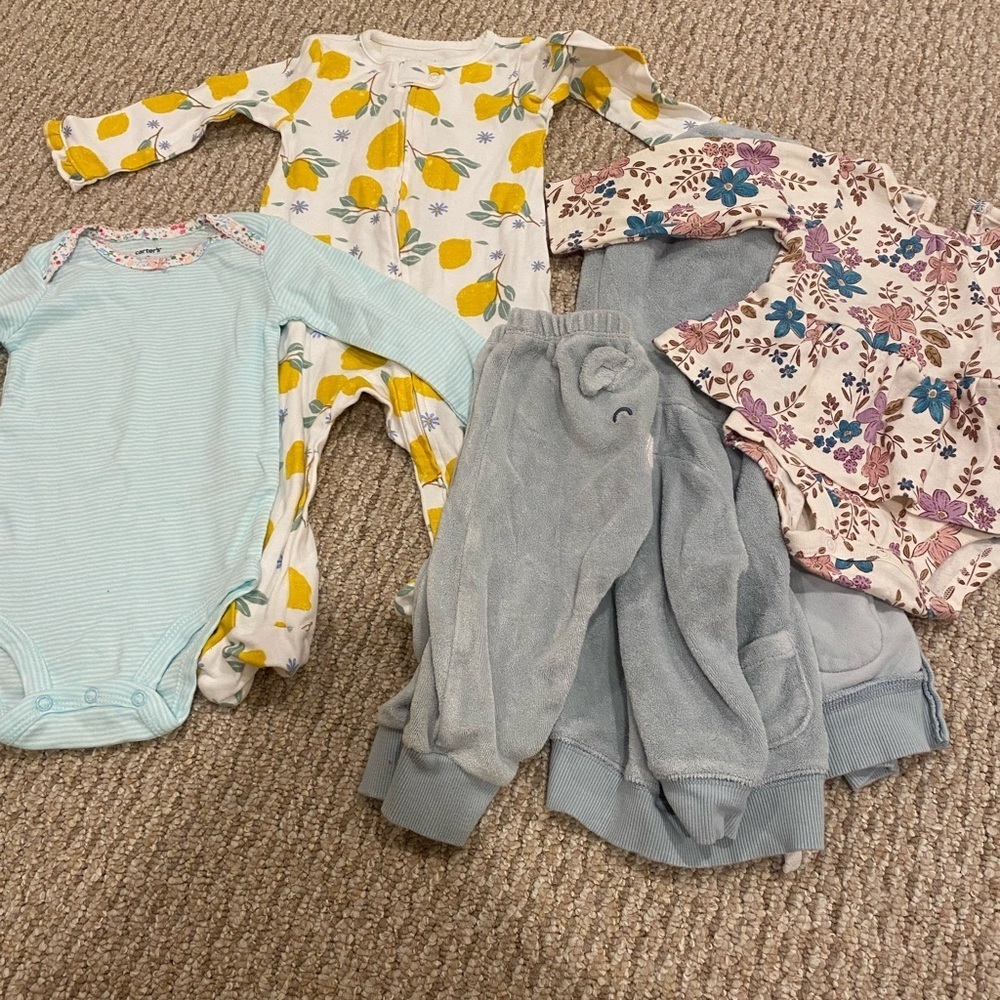 Carter’s 9 month Baby Assorted Clothes Two Onesies, Matching Set, and Footie